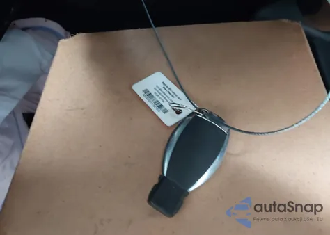 2016 Mercedes-Benz C 300 Luxury/Sport from USA, damaged, VIN 55SWF4JBXGU174572